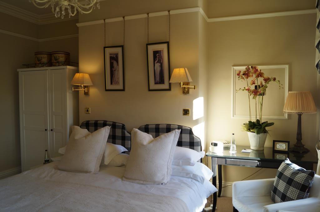 Brookfield House Hotel Harrogate Room photo