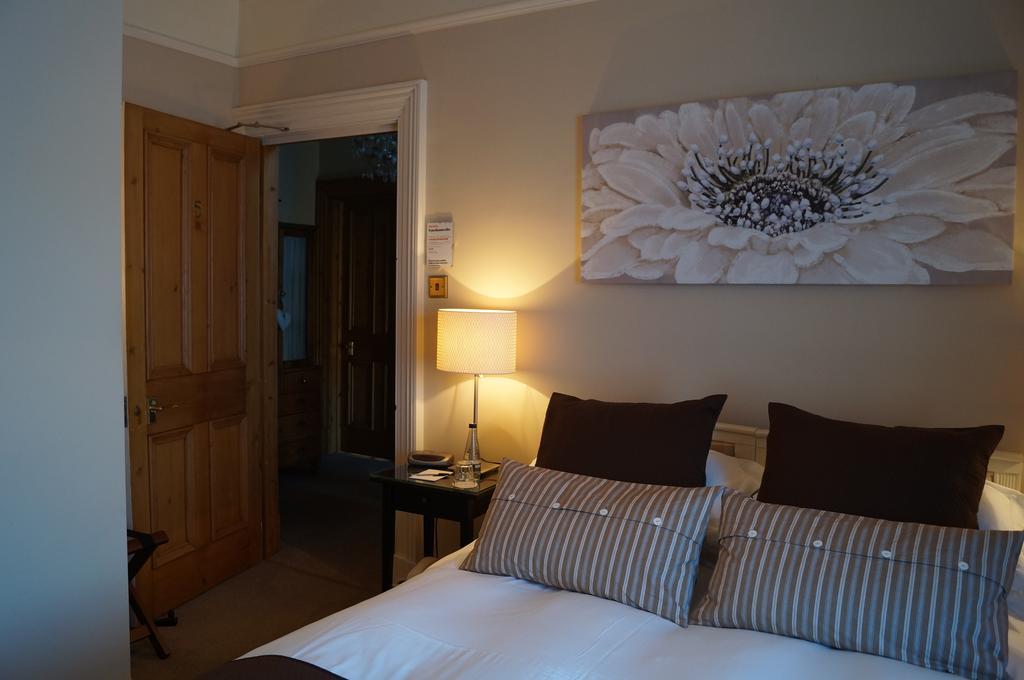 Brookfield House Hotel Harrogate Room photo